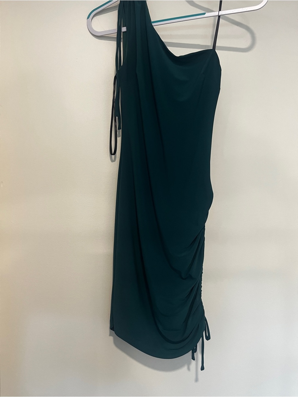 B. Darlin Size 0 Emerald Green One Shoulder Ruched Bodycon Cocktail Dress